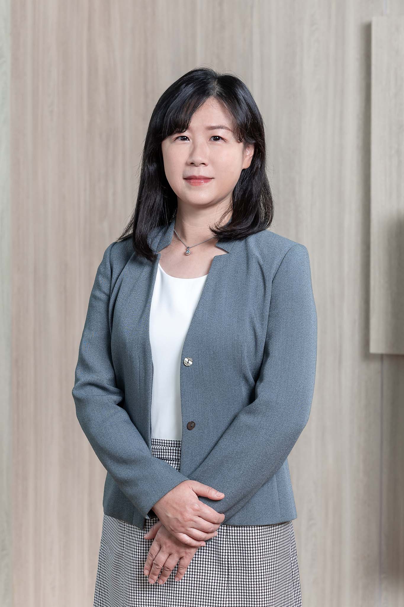 洪鳳儀 Feng-Yi Hung